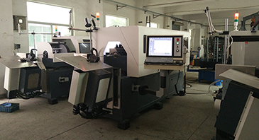 Numerical control wire bending machine loading area